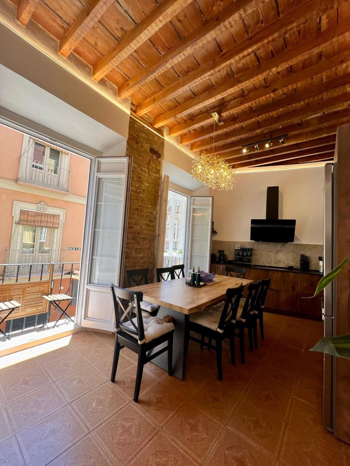 Casa Naty, Espacioso Renovado Apartamento En El Centro De Малага Екстериор снимка